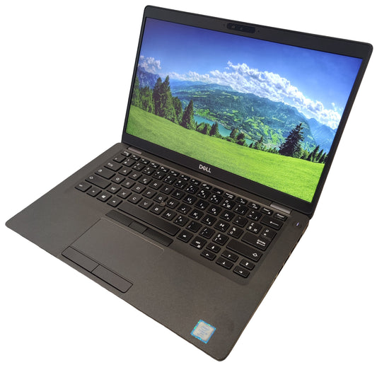 Vue ouverte du Dell Latitude 5400 – clavier et écran Full HD lumineux