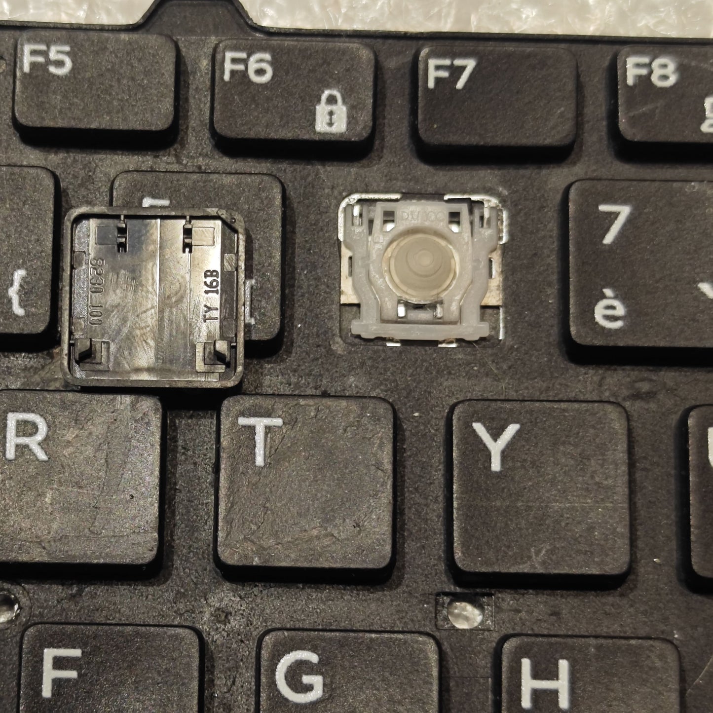 Touche Clavier Dell AZERTY FR – réf. 0WCKVN (plateforme 01MDFN) – Avec Trackpoint - Touches Clavier PC Portable | DR CLICK Informatique